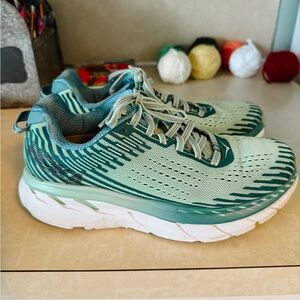 Hoka Women's Sneakers in Teal and White